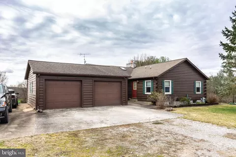 Exterior - 2638 Baumgardner Rd, Westminster, MD 21158 photo 5 of 24