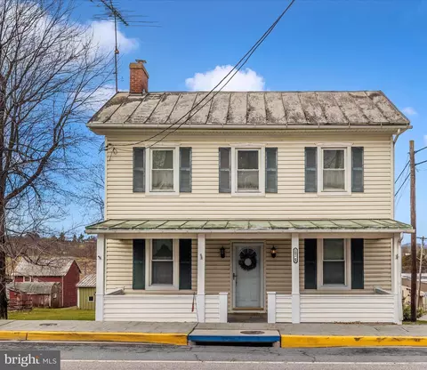 102 S Main St, Union Bridge, MD 21791