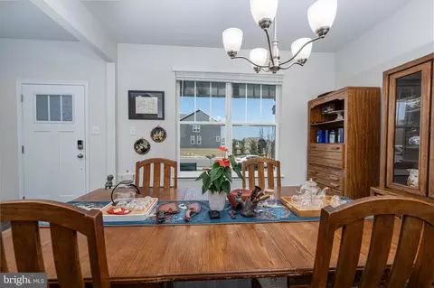 Dining - 607 Stonegate Rd, Westminster, MD 21157 photo 2 of 4