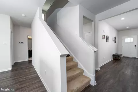 Entry Way - 607 Stonegate Rd, Westminster, MD 21157 photo 3 of 5