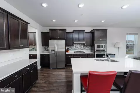 Kitchen - 607 Stonegate Rd, Westminster, MD 21157 photo 2 of 6