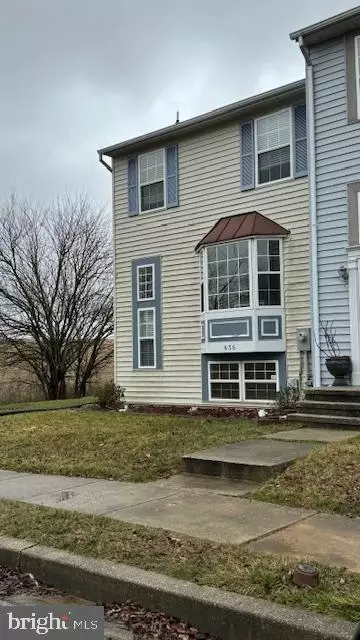 636 Boxwood Dr, Hampstead, MD 21074