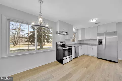 Kitchen - 3566 Basler Rd, Hampstead, MD 21074 photo 3 of 5