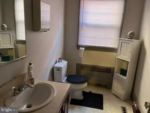 Bath - 135 E Main St, Westminster, MD 21157 photo 6 of 9