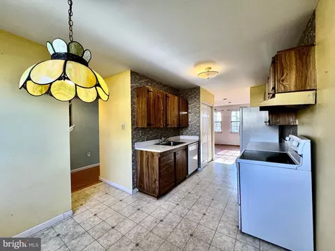 Kitchen - 324 Bishop Ct, Westminster, MD 21157 photo 3 of 3