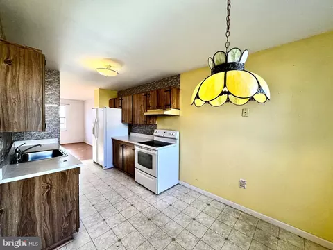 Kitchen - 324 Bishop Ct, Westminster, MD 21157 photo 1 of 3