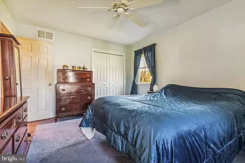 Bedroom - 4517 Foxtail Rd, Hampstead, MD 21074 photo 2 of 5