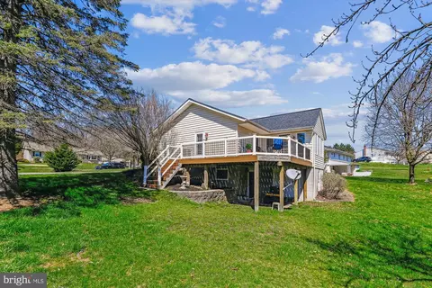 Exterior - 4517 Foxtail Rd, Hampstead, MD 21074 photo 3 of 15