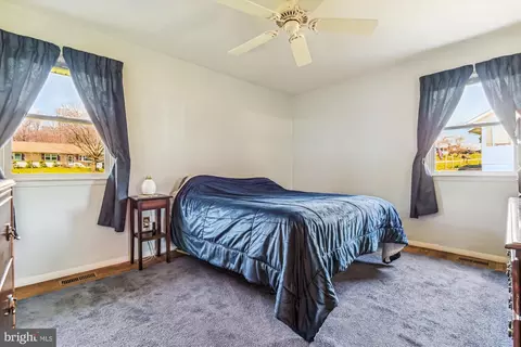 Bedroom - 4517 Foxtail Rd, Hampstead, MD 21074 photo 4 of 5