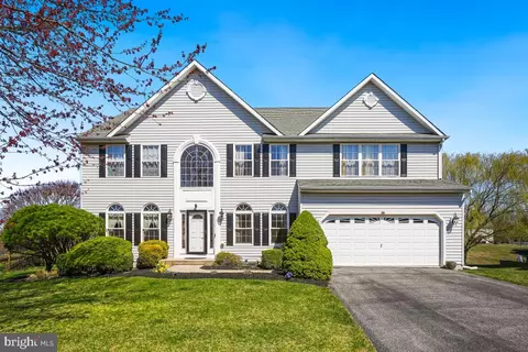 712 Bridlewreath Way, Mount Airy, MD 21771