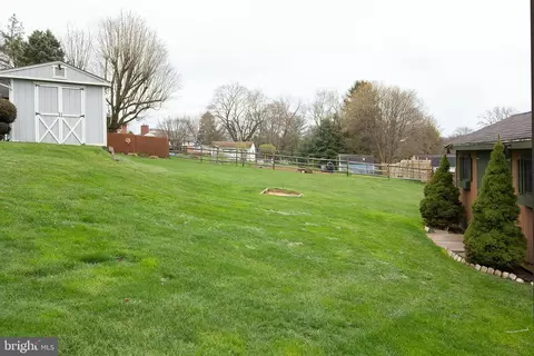 Exterior - 4817 Dave Rill Rd, Hampstead, MD 21074 photo 11 of 13