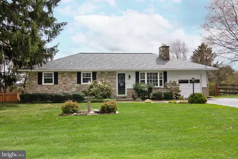 4817 Dave Rill Rd, Hampstead, MD 21074