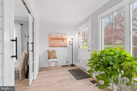 Entry Way - 283 Stem Rd, Union Bridge, MD 21791 photo 2 of 3
