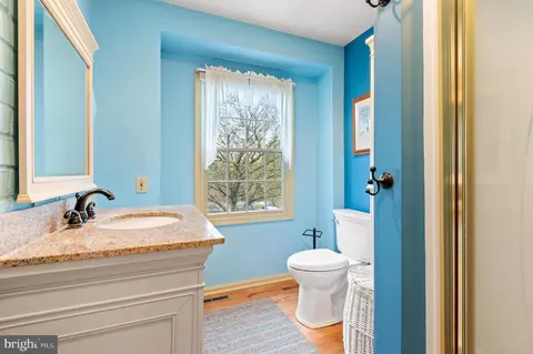 Bath - 283 Stem Rd, Union Bridge, MD 21791 photo 5 of 6