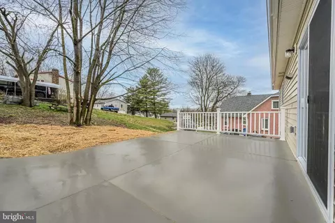 Exterior - 308 E Thomas St, Union Bridge, MD 21791 photo 2 of 10