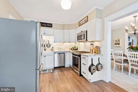 Kitchen - 64 S Colonial Ave S, Westminster, MD 21157 photo 1 of 2