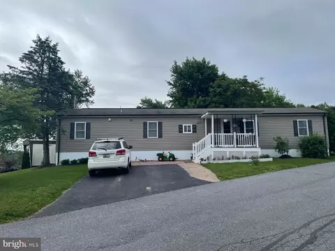7819 E Hill Rd, Mount Airy, MD 21771