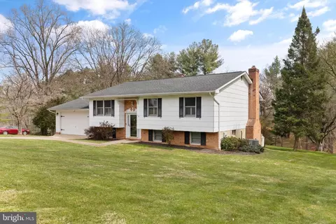 5318 Wendy Rd, Sykesville, MD 21784