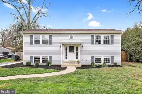802 Park Ave, Mount Airy, MD 21771