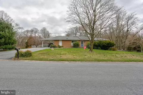 3991 Robin Hood Way, Sykesville, MD 21784