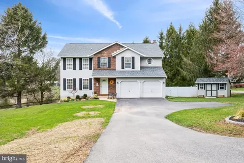 Exterior - 80 Figleaf Dr, Hampstead, MD 21074 photo 2 of 10