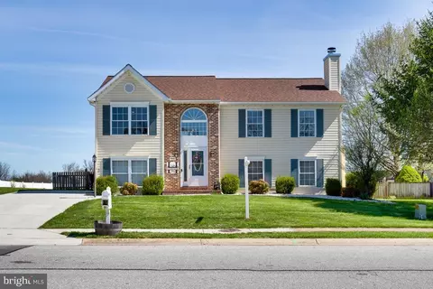 550 Kenan St, Taneytown, MD 21787