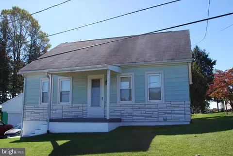 3387 Water St, Manchester, MD 21102