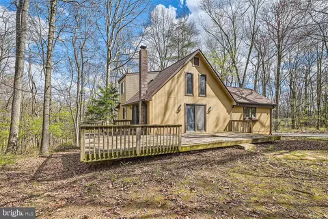 1488 Bollinger Rd, Westminster, MD 21157