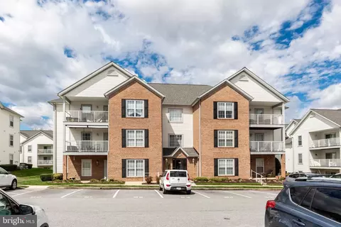 2013 Rudy Serra Dr #3B, Sykesville, MD 21784