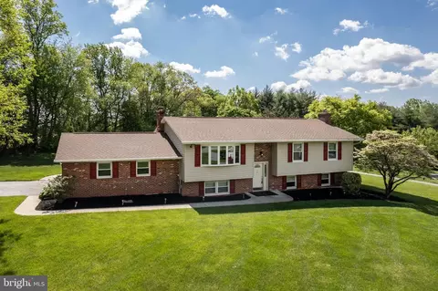 2901 Belhaven Rd, Westminster, MD 21157