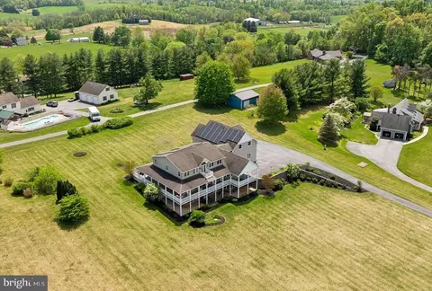 2635 Old Taneytown Rd, Westminster, MD 21158