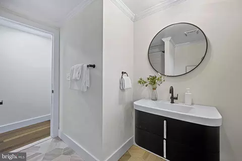 Bath - 44 Sullivan Rd, Westminster, MD 21157 photo 1 of 3