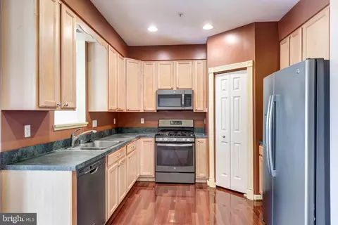 Kitchen - 1842 Upper Forde Ln, Hampstead, MD 21074 photo 2 of 5