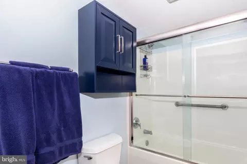Bath - 3850 Normandy Dr #1B, Hampstead, MD 21074 photo 6 of 6