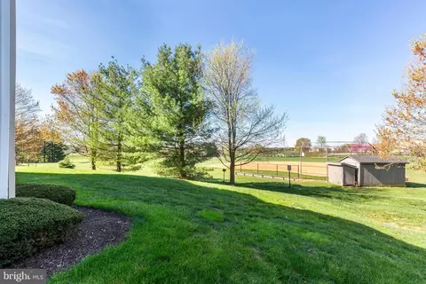 Exterior - 3850 Normandy Dr #1B, Hampstead, MD 21074 photo 4 of 7