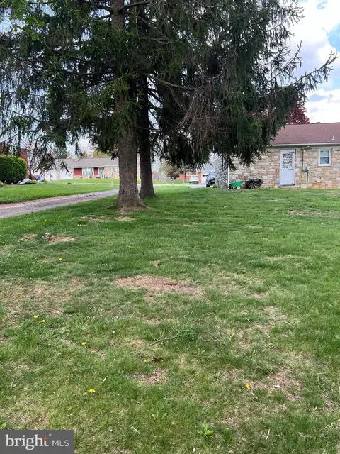 Exterior - 1012 Highfield Dr, Hampstead, MD 21074 photo 13 of 16