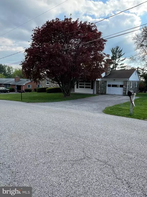 Exterior - 1012 Highfield Dr, Hampstead, MD 21074 photo 3 of 16