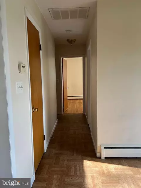 Entry Way - 1012 Highfield Dr, Hampstead, MD 21074 photo 2 of 4