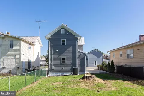 Exterior - 116 E Broadway St, Union Bridge, MD 21791 photo 11 of 18
