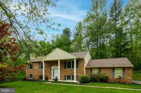 3675 Southglenn Dr, Reisterstown, MD 21136