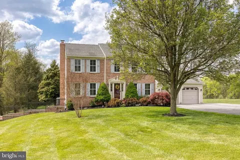 5360 Hodges Rd, Sykesville, MD 21784