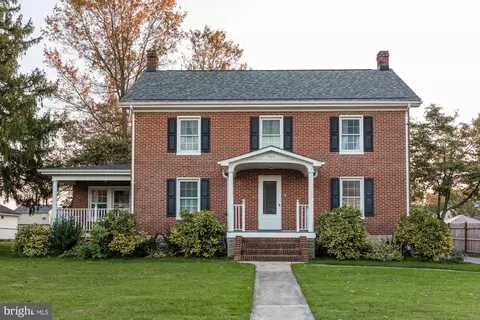 306 E Baltimore St, Taneytown, MD 21787