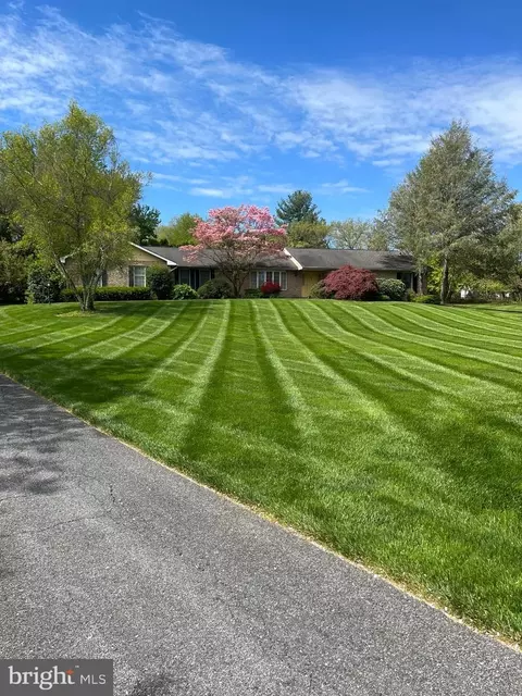 1301 Greenway Ct, Westminster, MD 21157