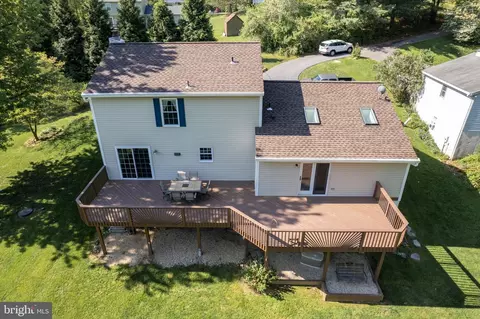 Exterior - 4128 Double Tree Ln, Hampstead, MD 21074 photo 5 of 18