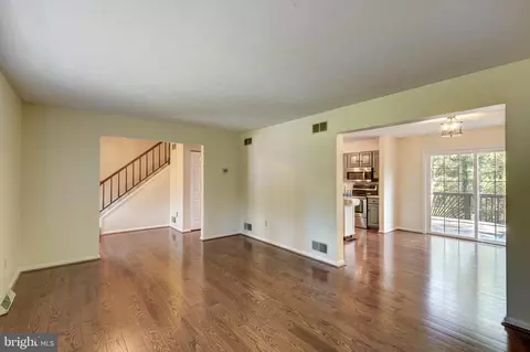Living - 4128 Double Tree Ln, Hampstead, MD 21074 photo 3 of 3