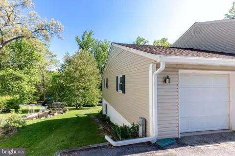 Exterior - 4128 Double Tree Ln, Hampstead, MD 21074 photo 13 of 18