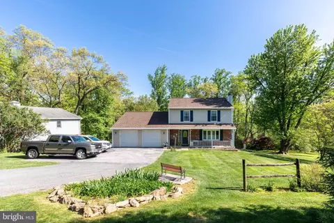 Exterior - 4128 Double Tree Ln, Hampstead, MD 21074 photo 15 of 18