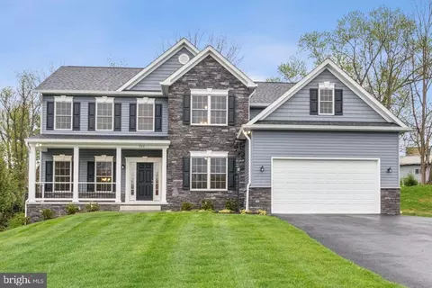 766 Chatelaine Ct, Sykesville, MD 21784