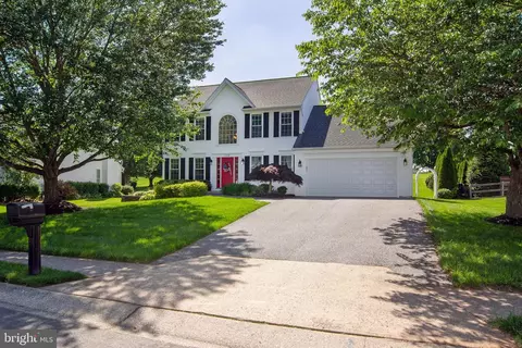 1108 English Ivy Ct, Sykesville, MD 21784