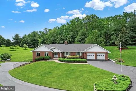 1945 Carrollton Rd, Finksburg, MD 21048